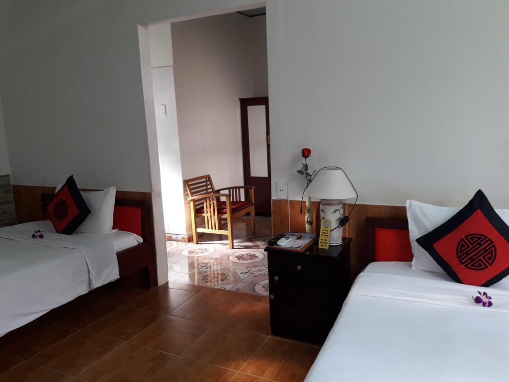 Red Ceramics Homestay Hoi An Esterno foto